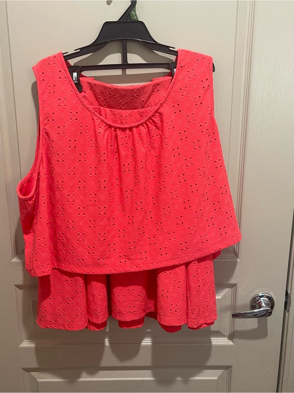 NWOT- TORRID- Women’s Eyelet Layered Tank Top with Matching Skirt- Coral Pink